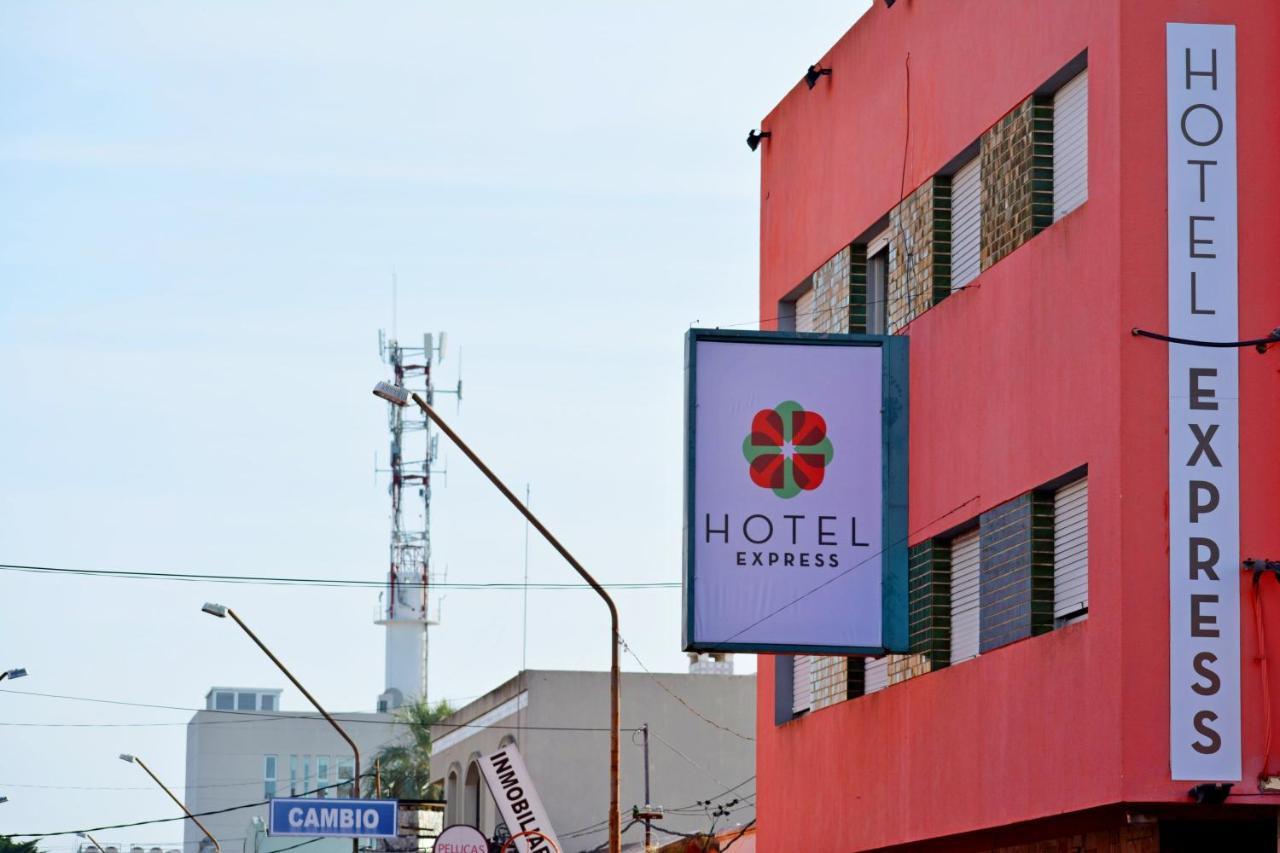 Hotel Express 马尔多纳多 外观 照片